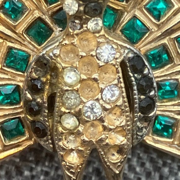 Vintage Scarf Clip As Is Peacock Gold Emerald Green Clear Rhinestone Retro Bird - Picture 3 of 11